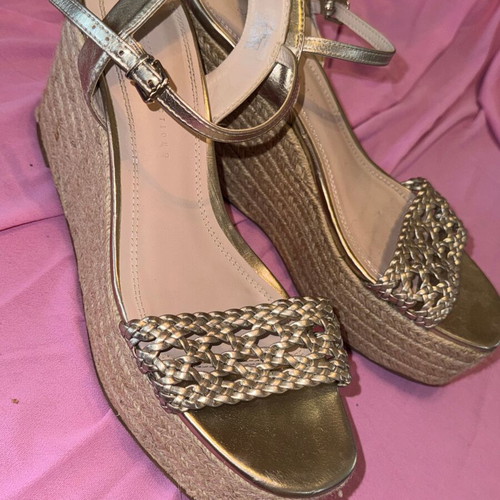Zara gold platform sandals like new, size 40