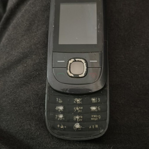 Nokia 2220s used, fully functional without charger