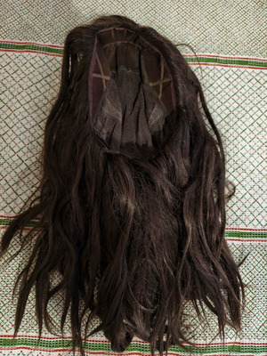 Wig synthetic, like new, brown