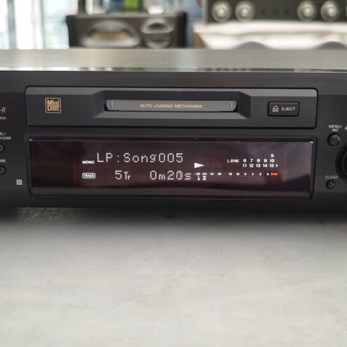 Sony MDS JE 530 minidisc player used