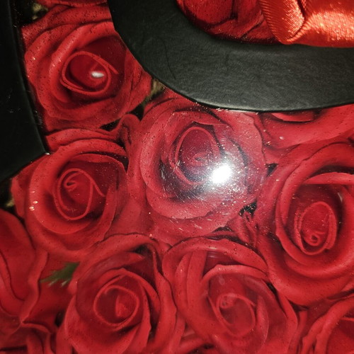 Heart-Shaped Box with Roses used from Jasmine Flowers