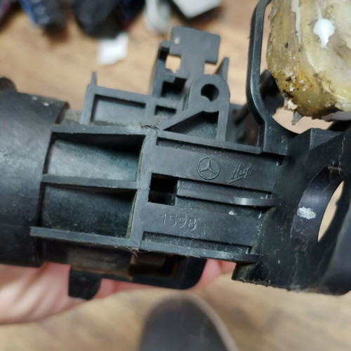 Mercedes-Benz W168 trunk lock A 168740091