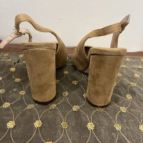 Beige pumps size 36, 11cm heel