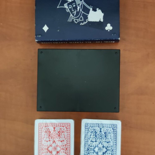 Royal playing cards set 2 sealed, 100% all plastic