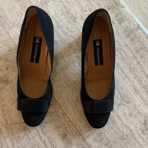 Kalogirou suede pumps, size 37, black