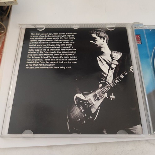 Oasis On The Road World Tour 2005 CD like new, rock compilation