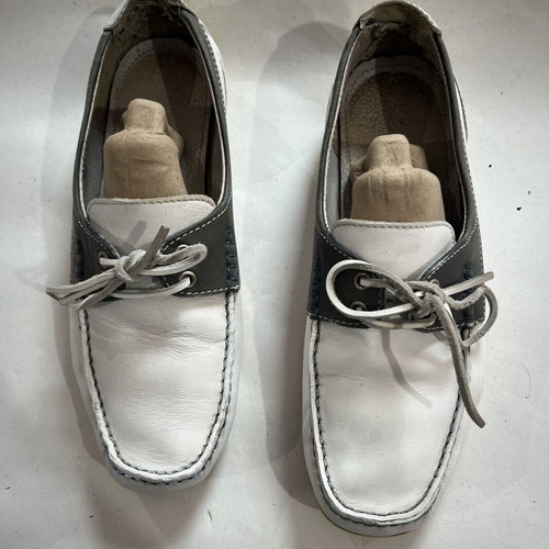 Men's flat shoes used size 43, genuine leather, white and blue