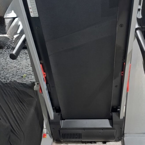 Folding Treadmill like new, 1.60m length, shock-absorbing floor