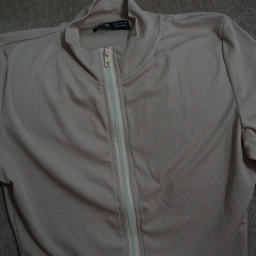 Women's long-sleeve beige shirt like new size M