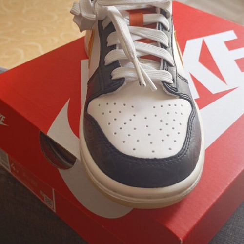 Nike Dunk Low PRM καινούργιο με φωσφορίζουσες γραμμές, μέγεθος 38.5