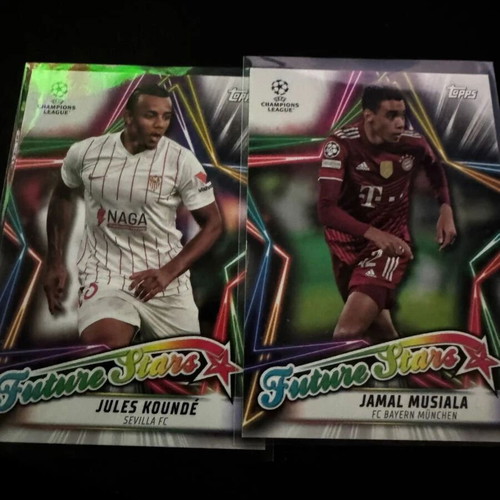 Topps Uefa Champions League Soccer 2021-22 stickers like new with extra