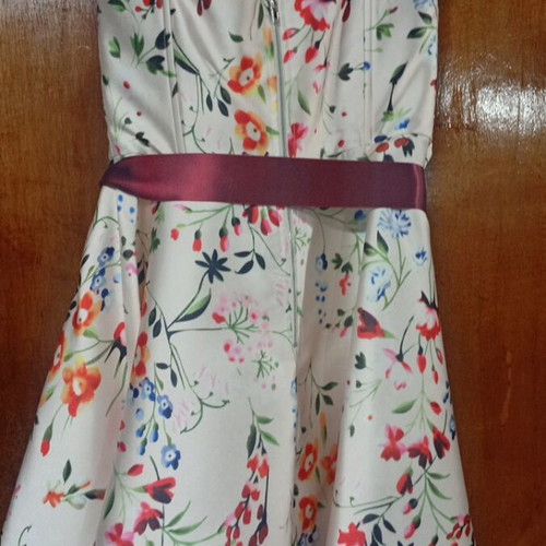 Allure formal dress like new, size small, strapless option