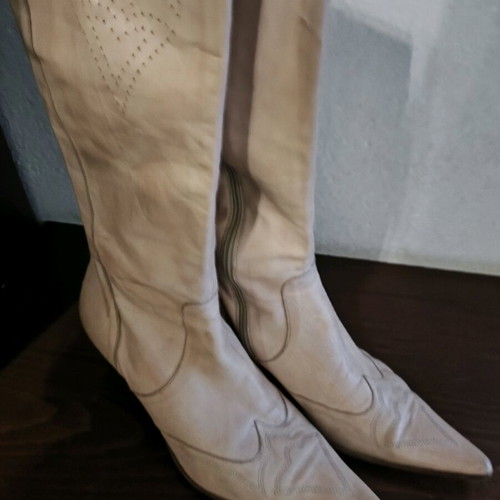 Women's beige boots like new size 40