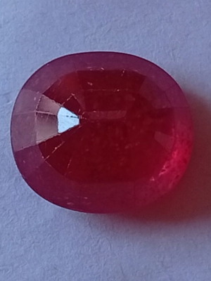 Ruby gemstone 6 grams