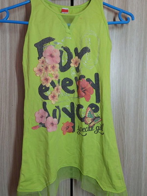 Joyce children's t-shirt used, size 8 years, green