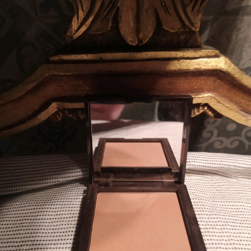 Korres powder with mirror like new, unused