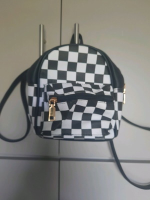 Shoulder bag like new