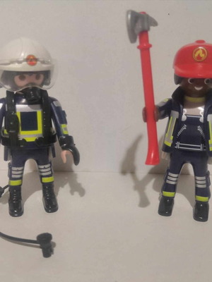 Playmobil Two Firefighters 5366 like new