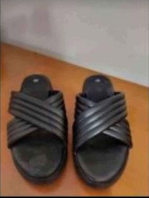 Flatform black sandals new, size 38