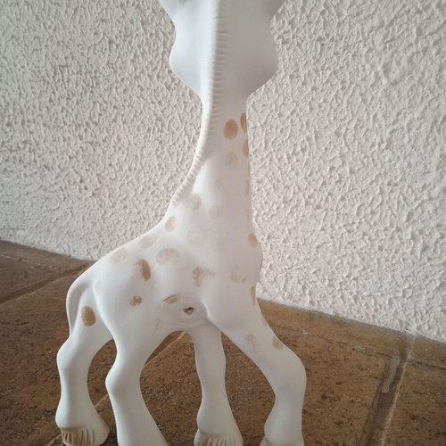 Sophie the Giraffe baby toy like new, rubber 18 cm