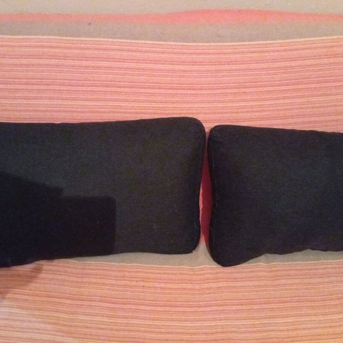 Black sofa pillows like new, set of two, 50x27 cm