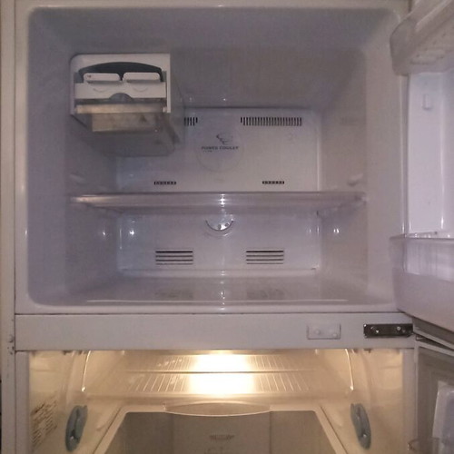 Ψυγείο Samsung RT44MBSW μεταχειρισμένο, 368 λίτρα, κατάψυξη πάνω
