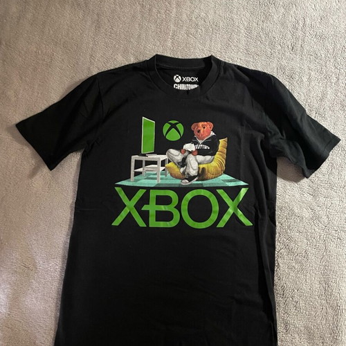 Xbox limited edition t shirt size small, 10/10 condition