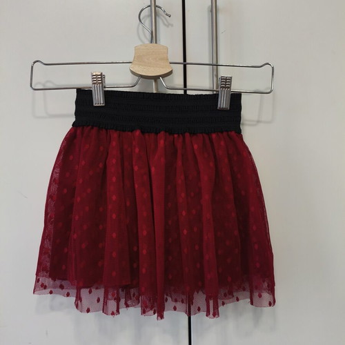 Tulle skirt for girls burgundy with black elastic waist, like new