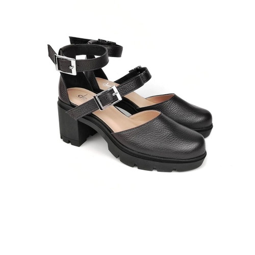 Clemence De.Bour Mary Jane black leather heels like new