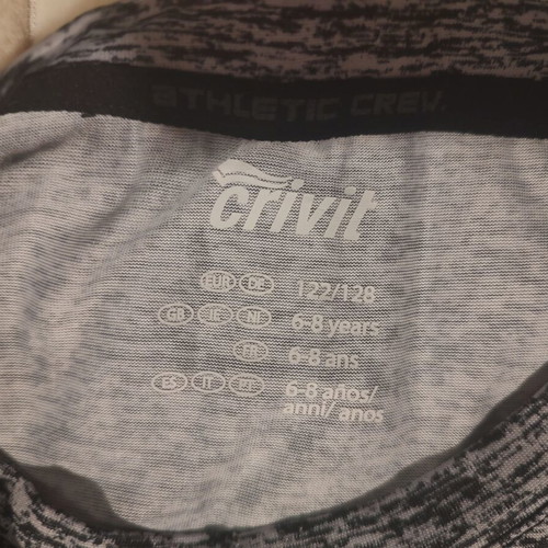 Civil athletic shirt for boys 6-8 years, 122-128 cm, like new, black and gray