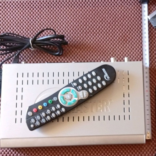 Skymaster DT400 satellite receiver used with indoor antenna