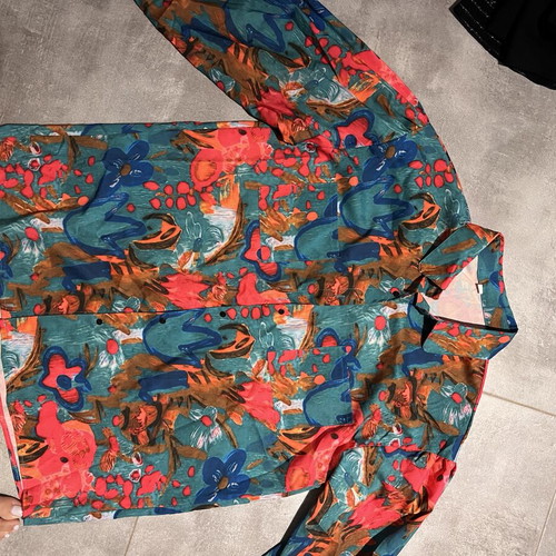Multicolor oversized shirt like new, size M