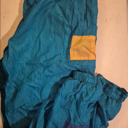 Tracksuit with lining and pockets turquoise like new, size M