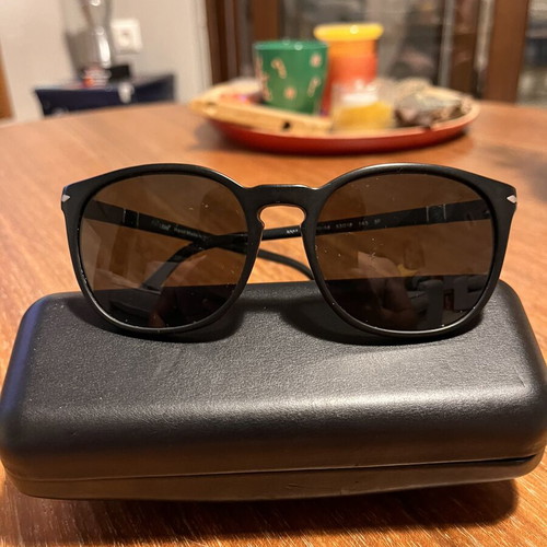 Persol PO3007-S 9000/58 Polarized Sunglasses like new, matte black