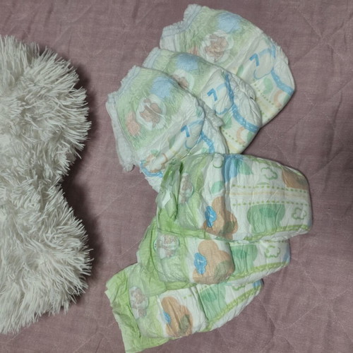 Diapers size 7 new