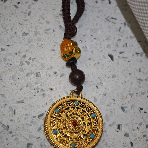 Keychain pendant new, box only