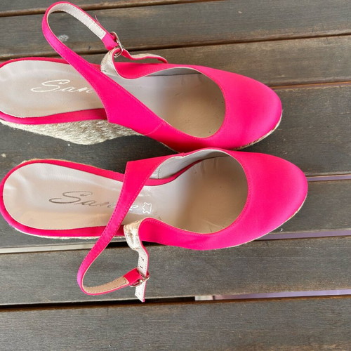 Fuchsia satin platform shoes Sante size 41 like new