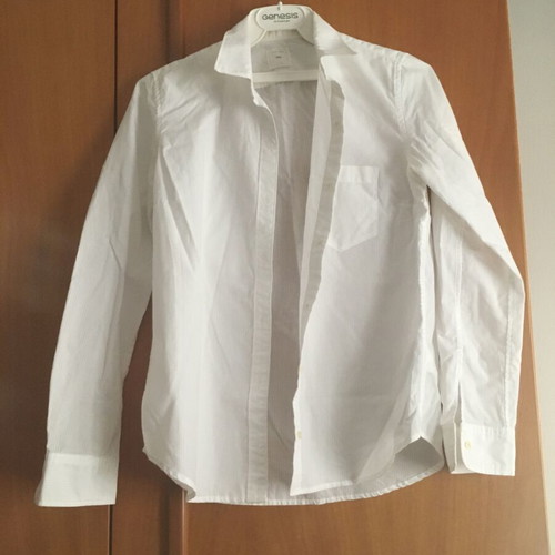 GAP shirt extra small, like new, white