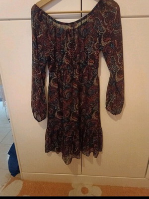 Printed dress transparent like new, size M, red and purple
