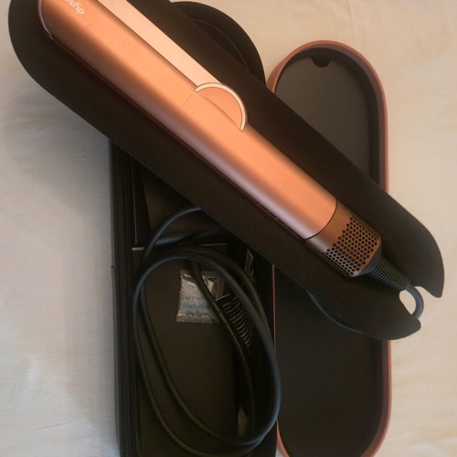 Dyson Airstrait wet to dry straightener like new