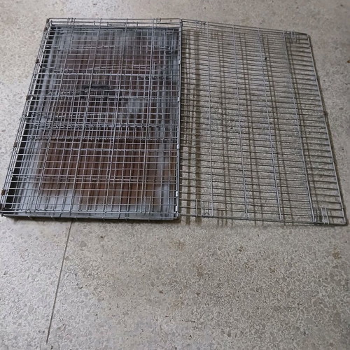 Dog crate like new, metal foldable with sheet base