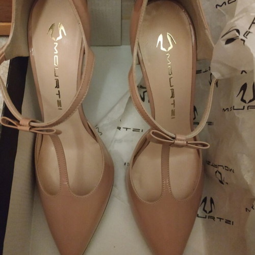 Mourtzi leather beige pumps, new