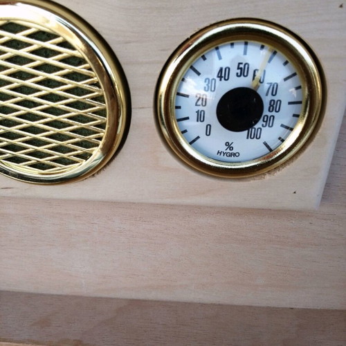 Cigar humidifier case like new 22x25x11 cm
