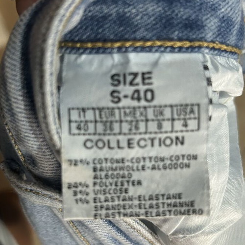 Blue straight jeans size small used