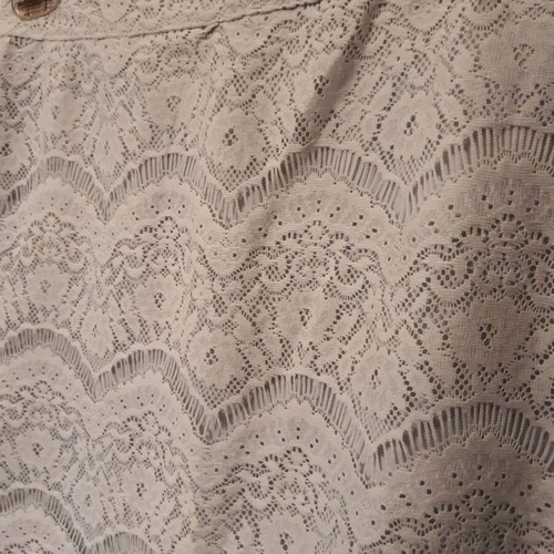 Mini lace skirt like new, light gray, size L
