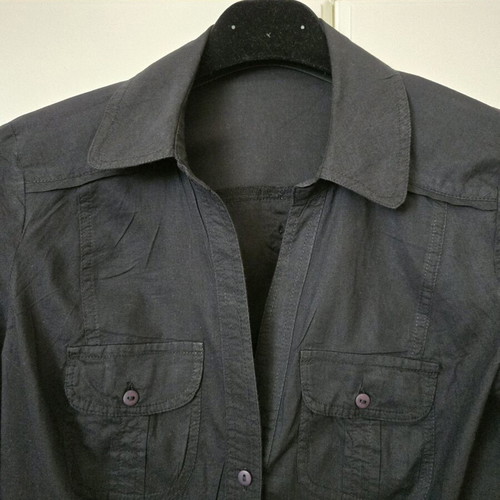 JF shirt black, thin, like new, size medium