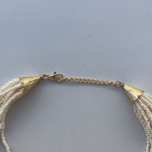 Necklace like new, white and gold