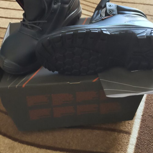 Work boots electrician new, size 43