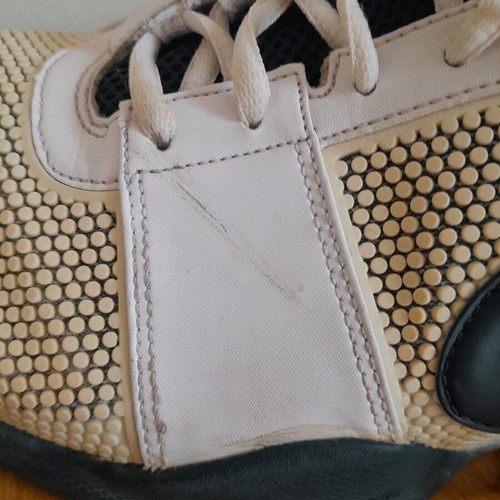Nike Air Max Courtballistec shoes used, size 44, white