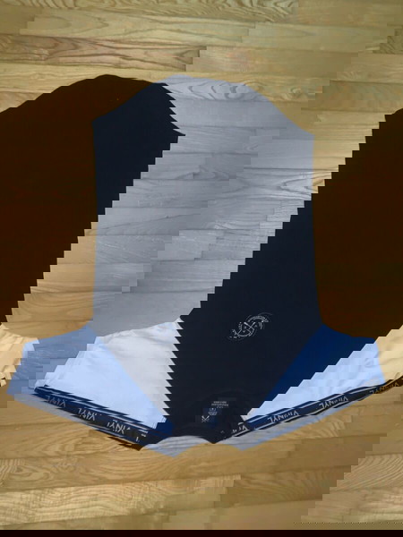 Vinyl μπλούζα
